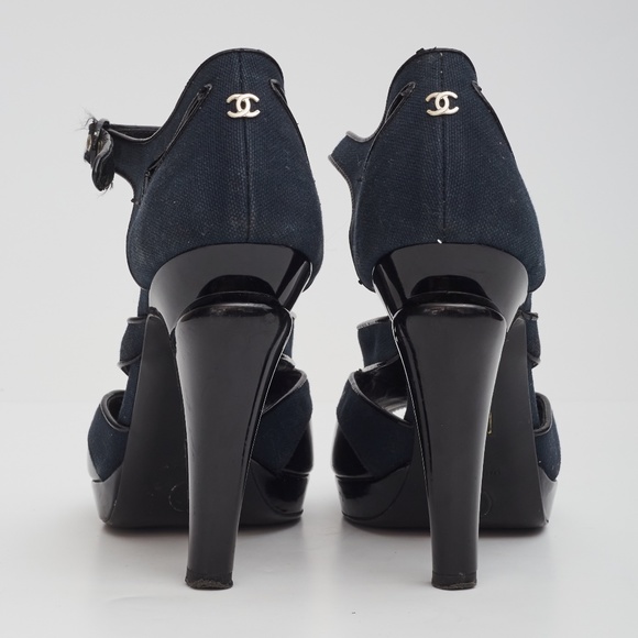 CHANEL PATENT BLACK NAVY STRAPS OPEN TOE HEEL (EU 40) - Picture 3 of 5